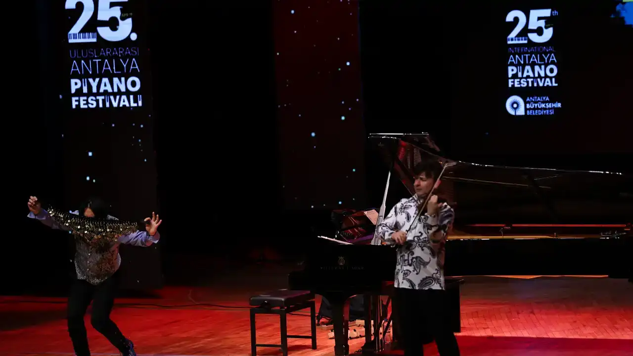 Antalya Piyano Festivali’ne Unutulmaz Final! 5